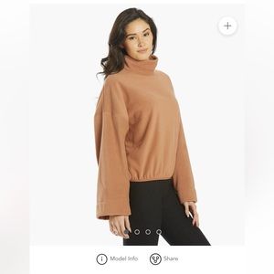 COPY - Behind Yoga top